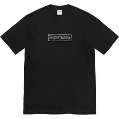 Supreme KAWS Chalk Logo Tee – Black / White