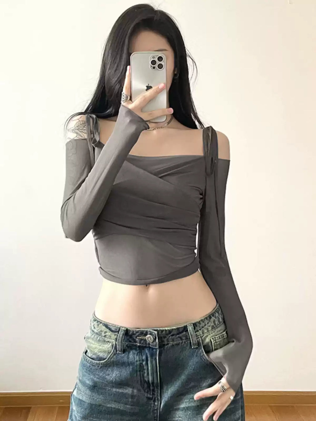 Grunge Off-Shoulder Tied Strap Cropped Long Sleeve Tee