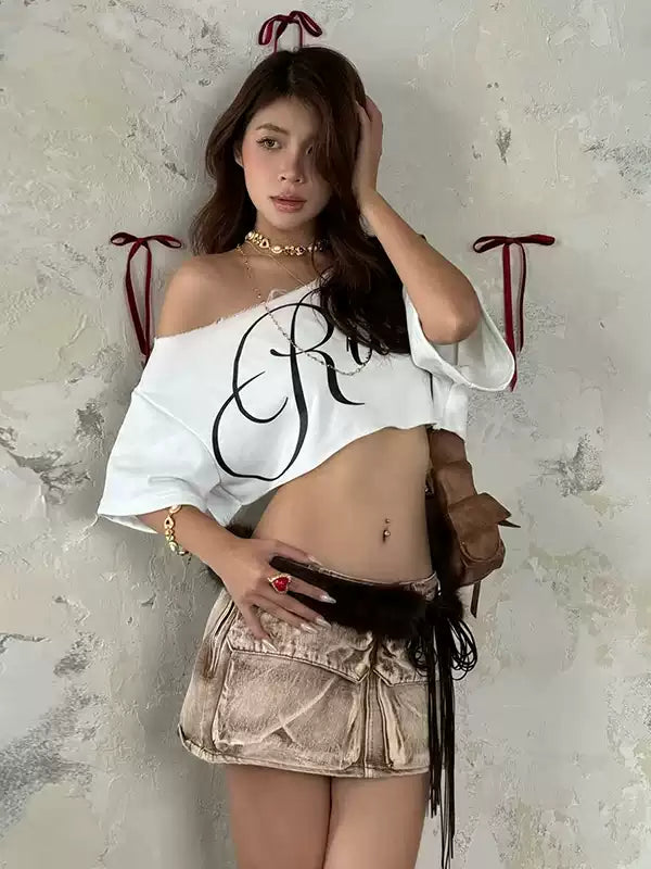 Off-Shoulder Graphic Print Cropped Tee